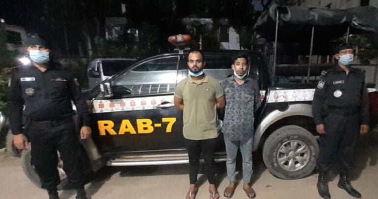 ইয়াবা কারবারি করতে গিয়ে ছাত্রলীগ নেতা আটক