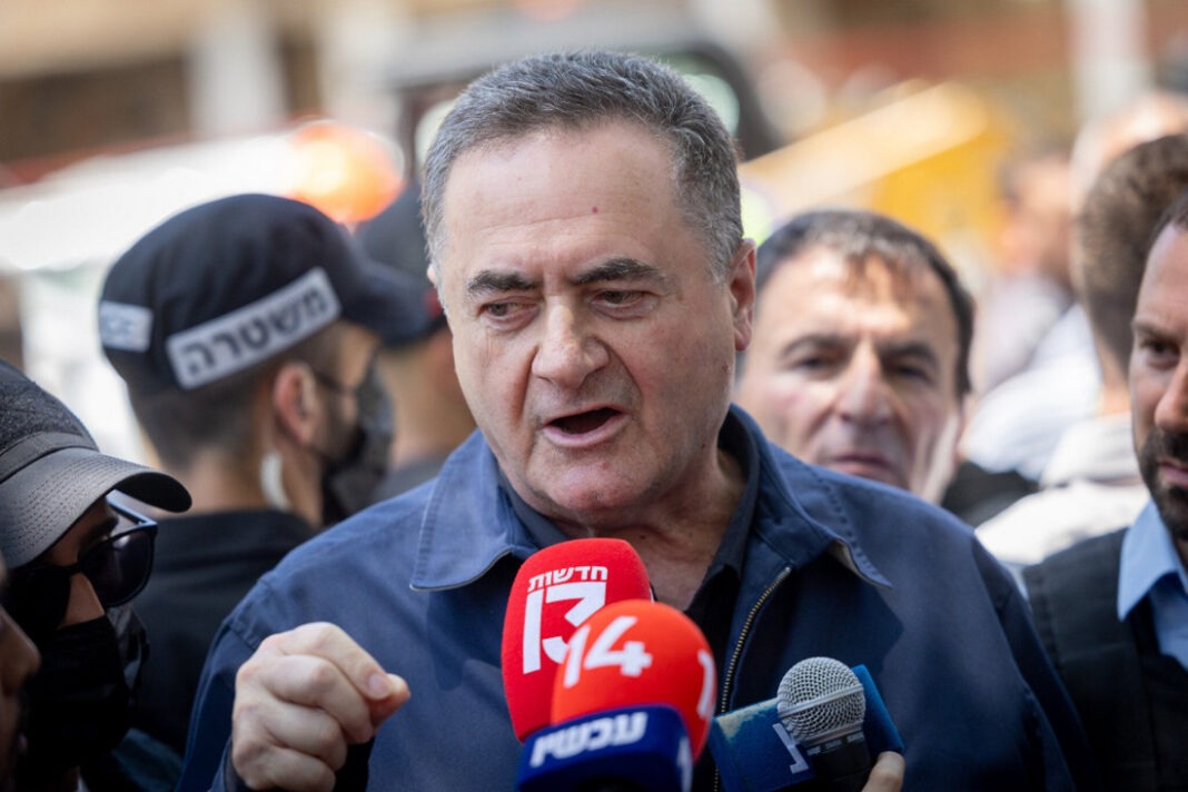 ইসরাইলের প্রতিরক্ষামন্ত্রী