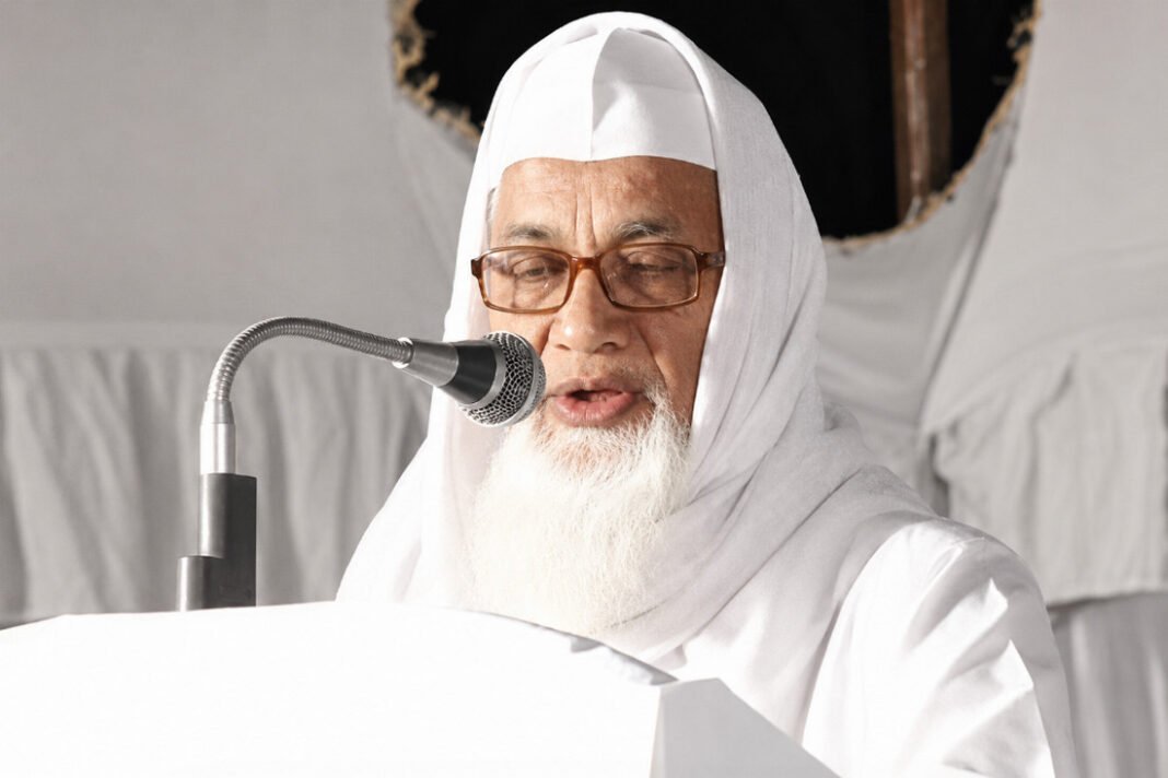 দেওবন্দের মোহতামিম মুফতি আবুল কাসেম নোমানী
