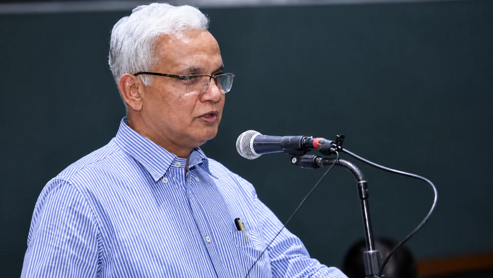 সমাজকল্যাণমন্ত্রী