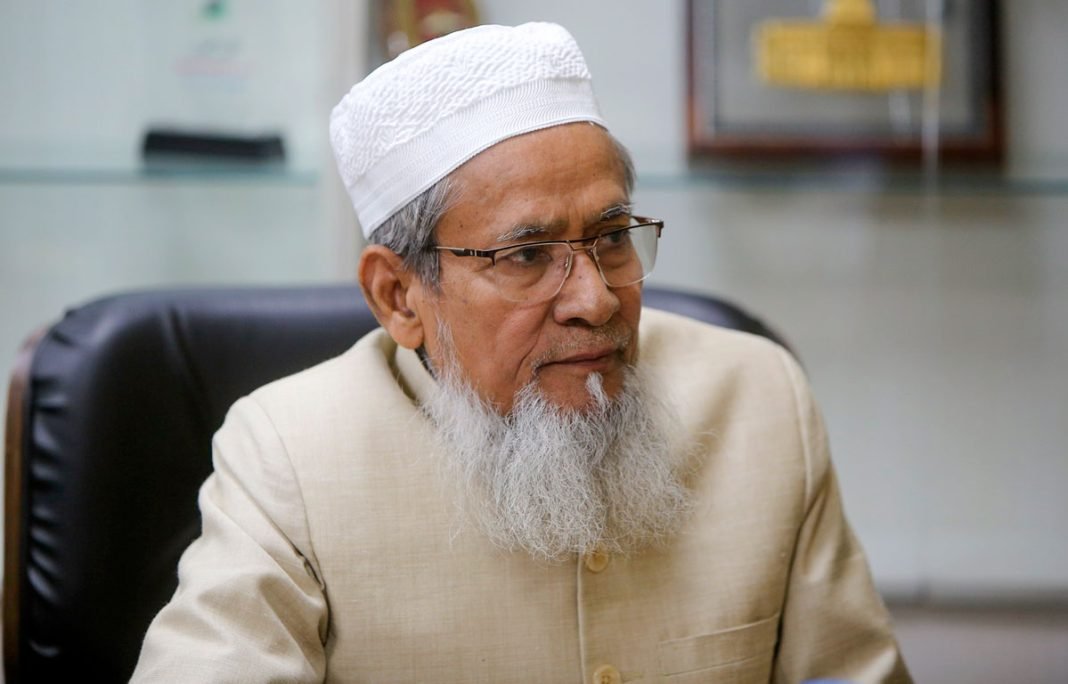 মাওলানা সিদ্দিকুল্লাহ চৌধুরী (3)